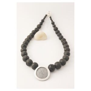 collaret de lava i plata